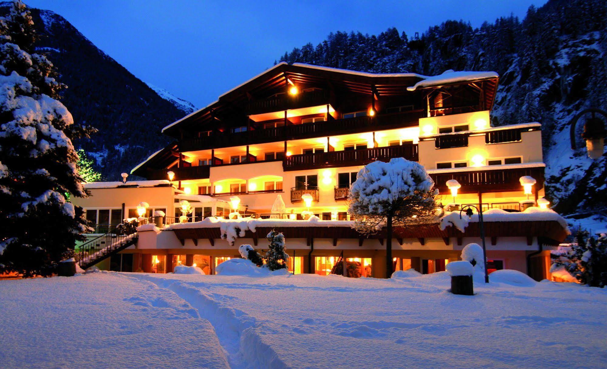 Rita Hotel 4*